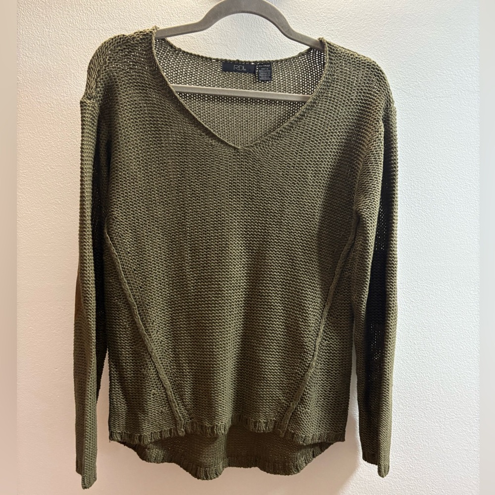 NWOT RDI Green V-Neck Sweater XS